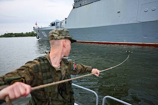 Жителей Севастополя предупредили о тренировках флота