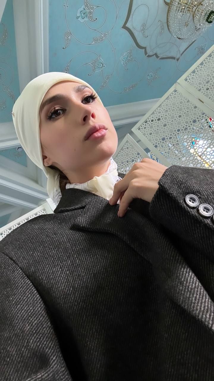 Алина Загитова опубликовала фото из мечети1