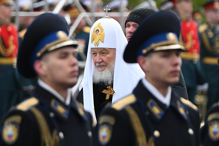 Патриарх Московский и всея Руси Кирилл на военном параде в Москве в честь 79-летия Победы в Великой Отечественной войне, 9 мая 2024 года