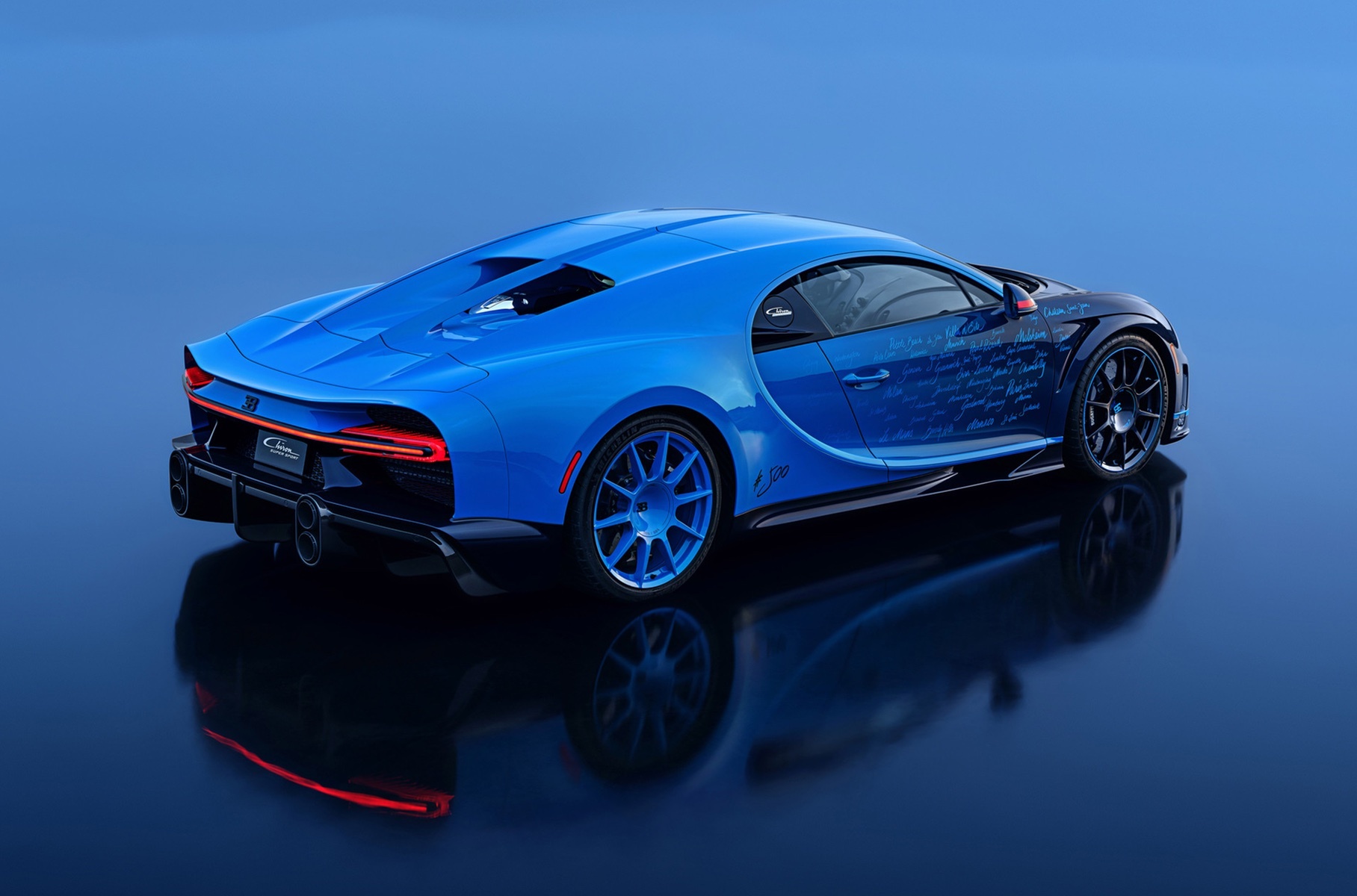 Bugatti представила финальный Chiron2