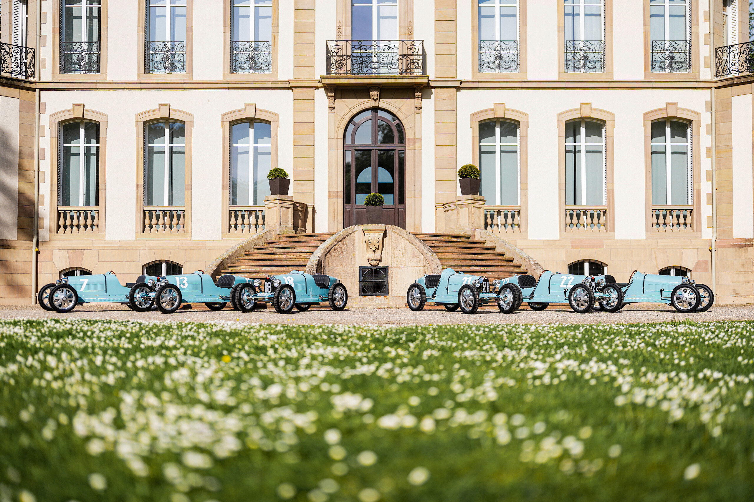 Bugatti сделала эксклюзивную версию детского спорткара Baby II4