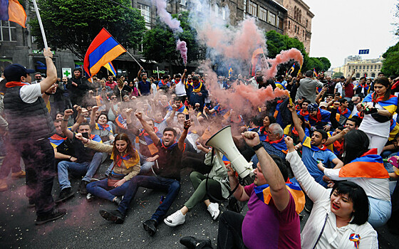 Что известно о протестах в Армении