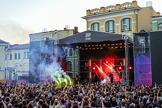 Клуб “Космонавт” анонсировал сезон летних концертов на опен-эйр площадках города