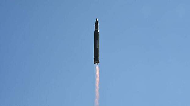 КНДР запустила ракету в сторону Желтого моря