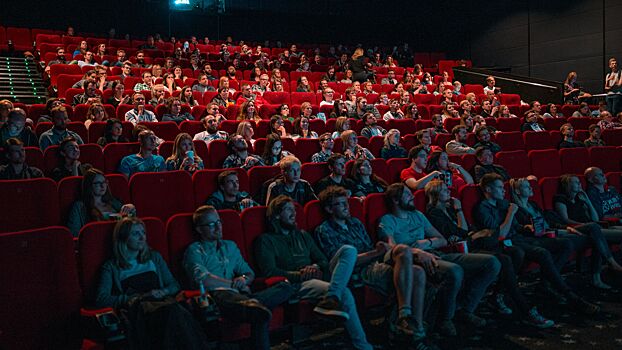 Любимова сообщила, что Евразийская кинопремия приглашает к участию национальное кино