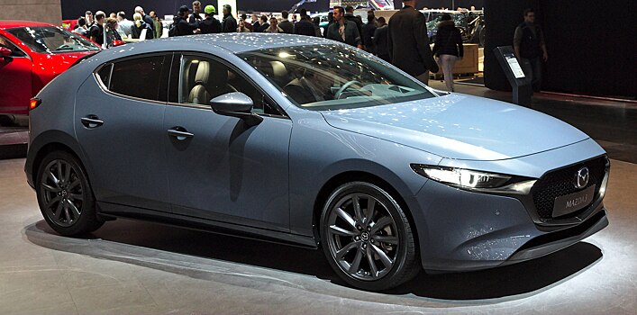 Mazda анонсировала обновление моделей Mazda 3 и CX-30 для 2025 года