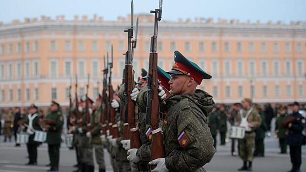 В МИД РФ рассказали о смысле создания Ленинградского военного округа