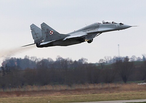 МиГ-29 потерял бак над населенным пунктом в Польше