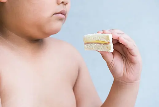 Список опасных последствий ожирения у детей и как с ними бороться