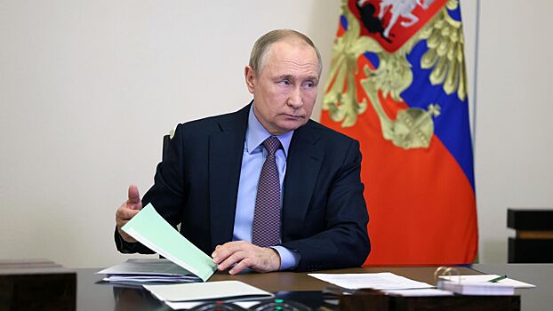 Песков анонсировал совещание Путина с Совбезом