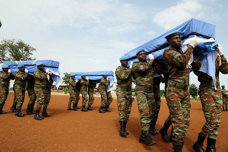 Почему миссии «голубых касок» ООН кончились смертью тысяч человек4