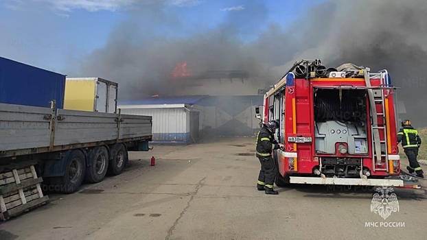 В Наро-Фоминске потушили пожар на складе