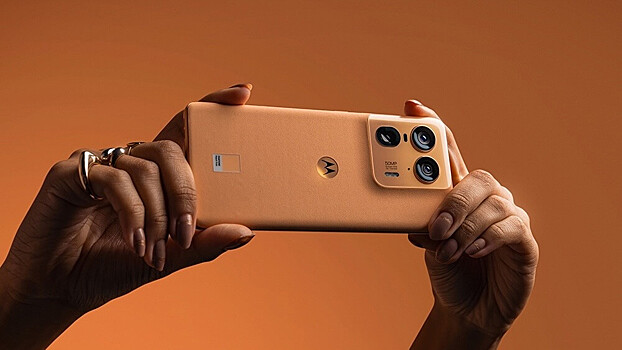 Представлен смартфон Moto X50 Ultra в деревянном корпусе