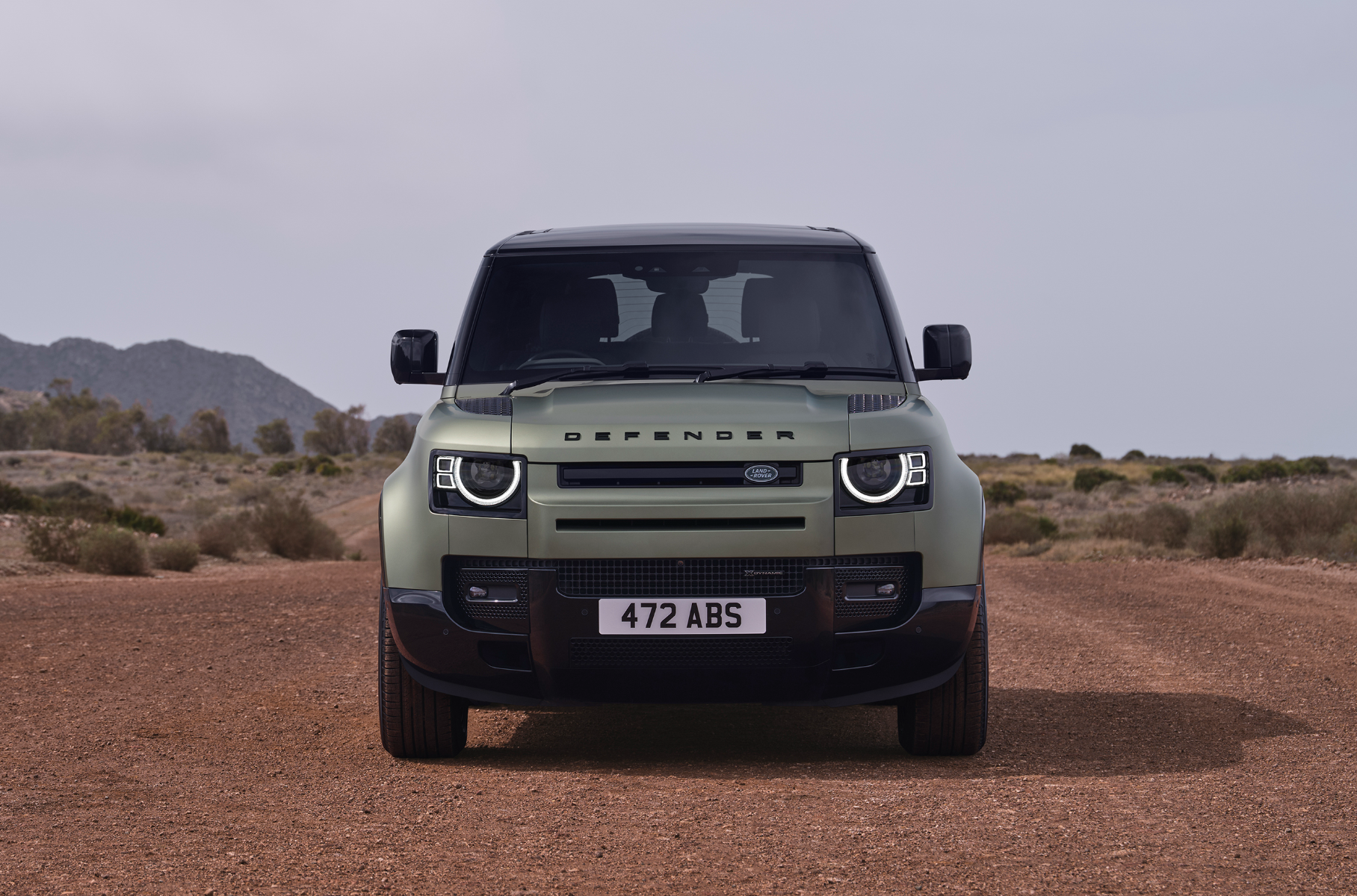 Представлен обновленный Land Rover Defender с самым мощным «дизелем»1