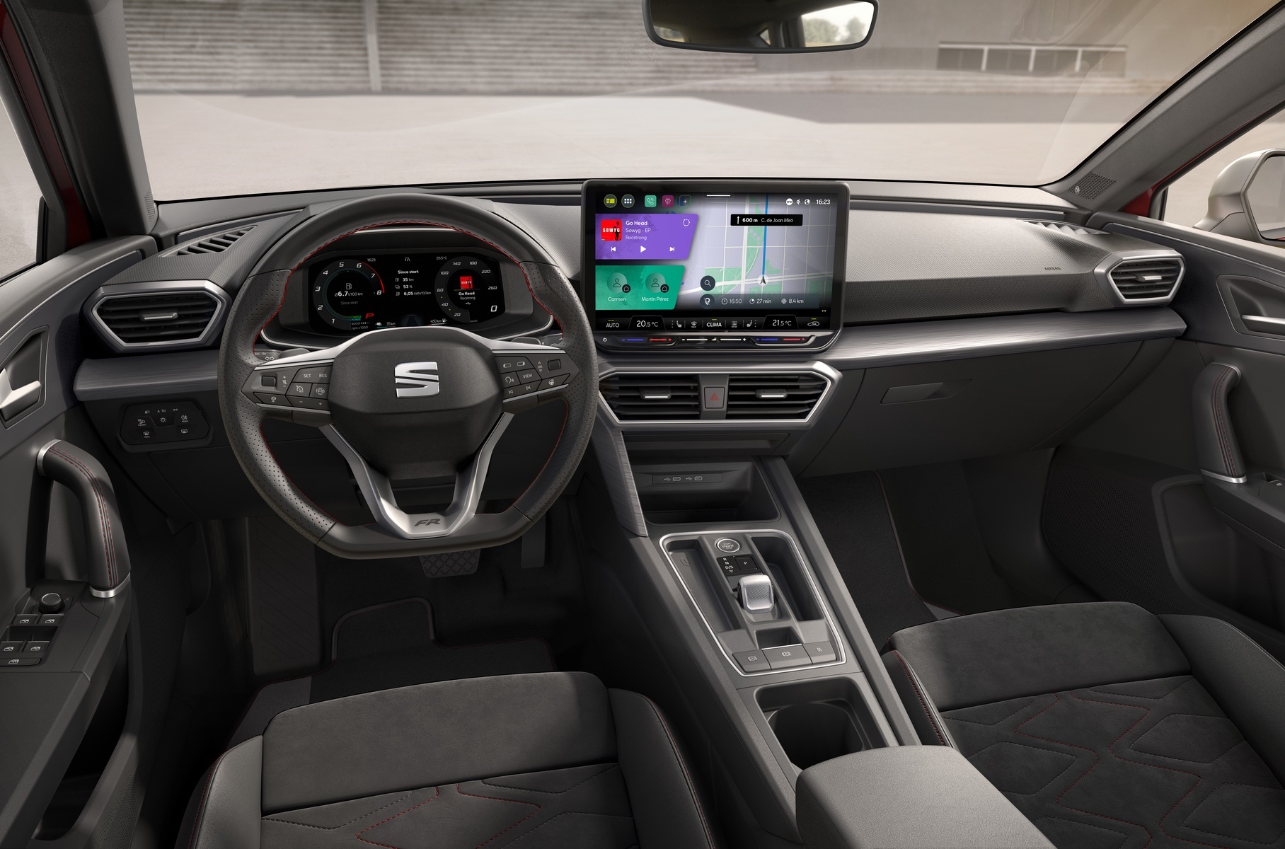 Представлен обновленный Seat Leon с новыми двигателями и медиасистемой2