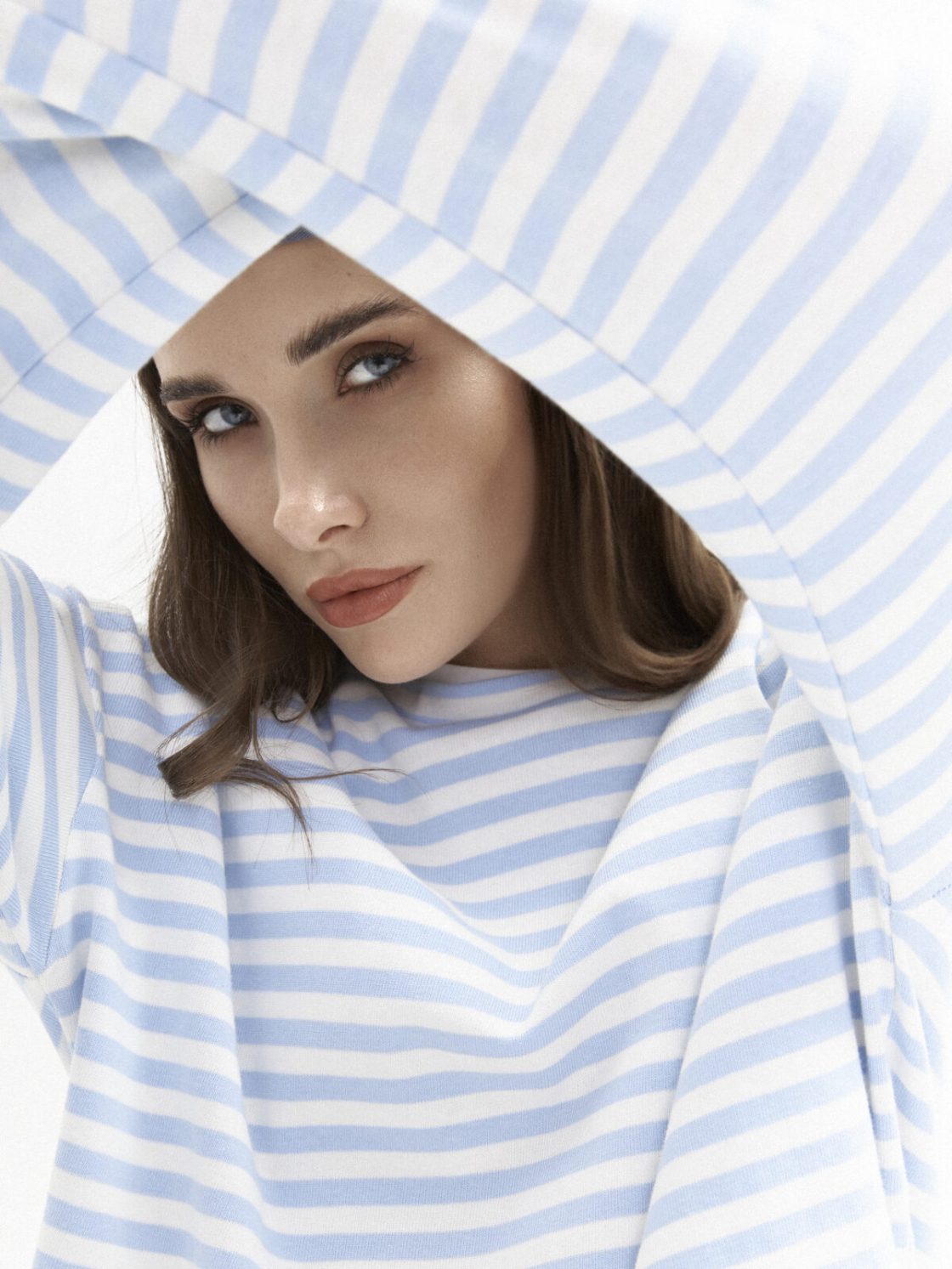 Привет романтике и свободе: российский бренд KSENIA KNYAZEVA представил летнюю коллекцию женской одежды 202415