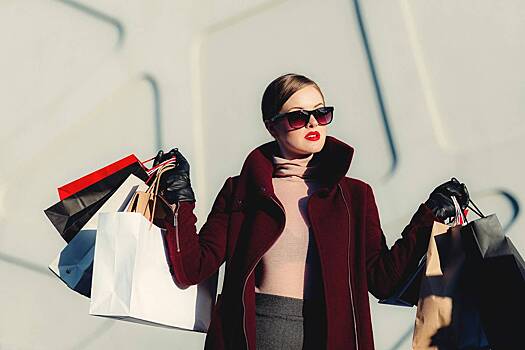 Психолог развеяла миф о пользе шопинга