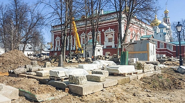 На территории Новодевичьего монастыря нашли следы старинного некрополя