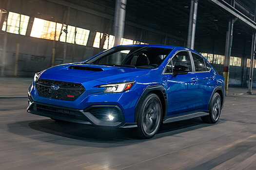 Subaru подготовила спорт-седан WRX tS: декор и виртуальная приборка