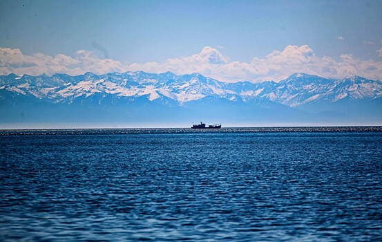 Тела пяти погибших обнаружены на катере у острова Тонкий на Байкале