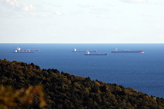 Три страны ЕС выступили против новых санкций для российских танкеров