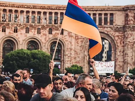 В Ереване начались акции протеста с требованием отставки Пашиняна