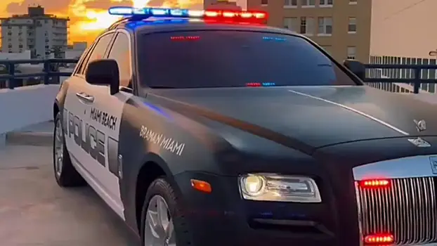 В Майами полиция пополнила автопарк эксклюзивными Rolls-Royce Ghost