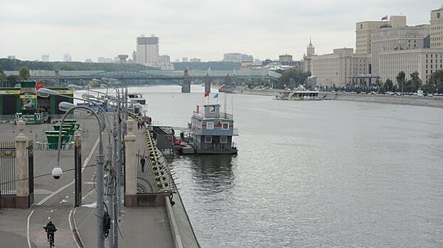 В Москве капитан скончался на яхте у причала «Парк Горького»