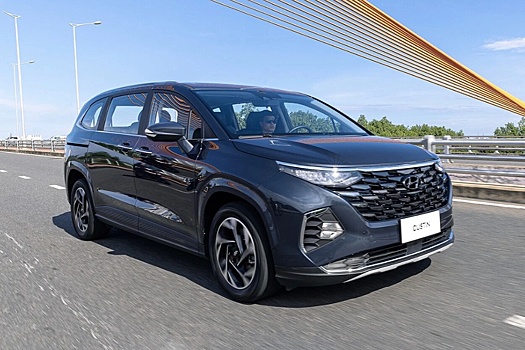 В России замечен в продаже минивэн Hyundai Custin