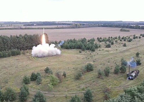 Эксперт объяснил важность удара по складу ВСУ с ракетами ATACMS