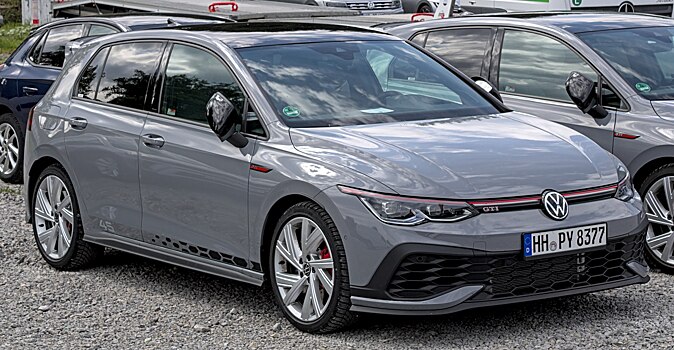 Volkswagen Golf GTI получит спецверсию к 50-летию модели