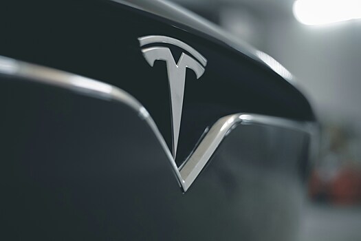 Завод Tesla обвинили в выбросе токсичных веществ