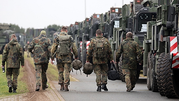 Более 300 тысяч военных НАТО находятся в высокой готовности
