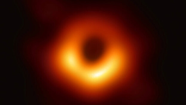 Обнаружено пробуждение черной дыры массой в миллион раз больше Солнца