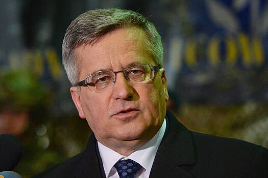 Экс-президент Польши заявил о необходимости уговаривать украинцев вступить в ВСУ