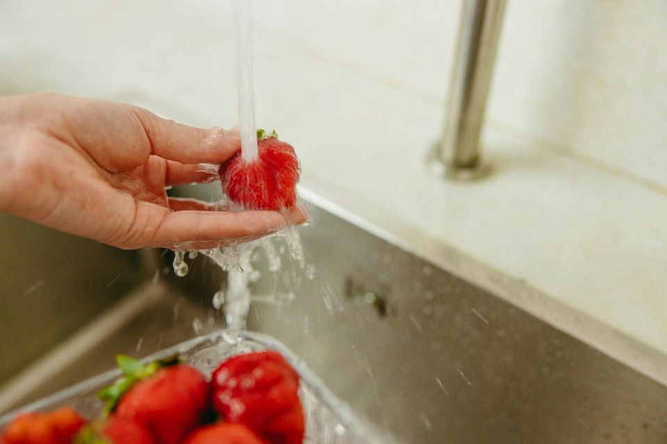 Чем мыть фрукты и овощи: эффективные средства и методы9