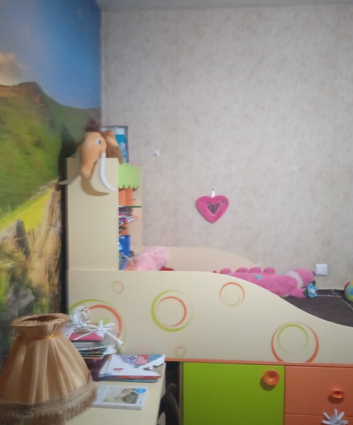Четыре комнаты для семьи с двумя детьми. Как дизайнеры переделали квартиру с ремонтом 2000-х? Фото до и после40