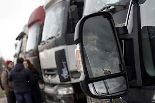 Десятки крупных компаний в России остались без водителей