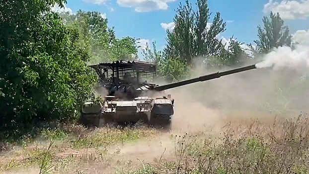 Экипаж танка Т-72Б3 разгромил опорник ВСУ Авдеевском направлении