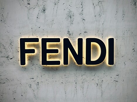 Fendi весна-лето 2025 Menswear: дань прошлому, взгляд в будущее