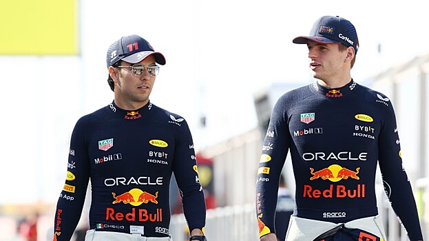 Ферстаппен впервые отреагировал на новый контракт Переса с Red Bull