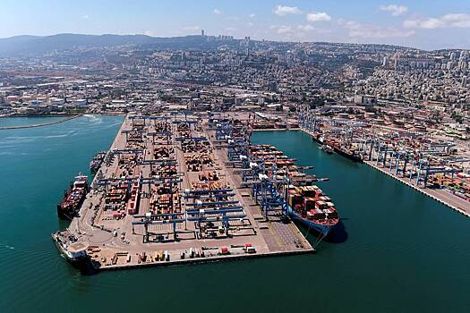 Хуситы заявили об поражении судов в порту Хайфы