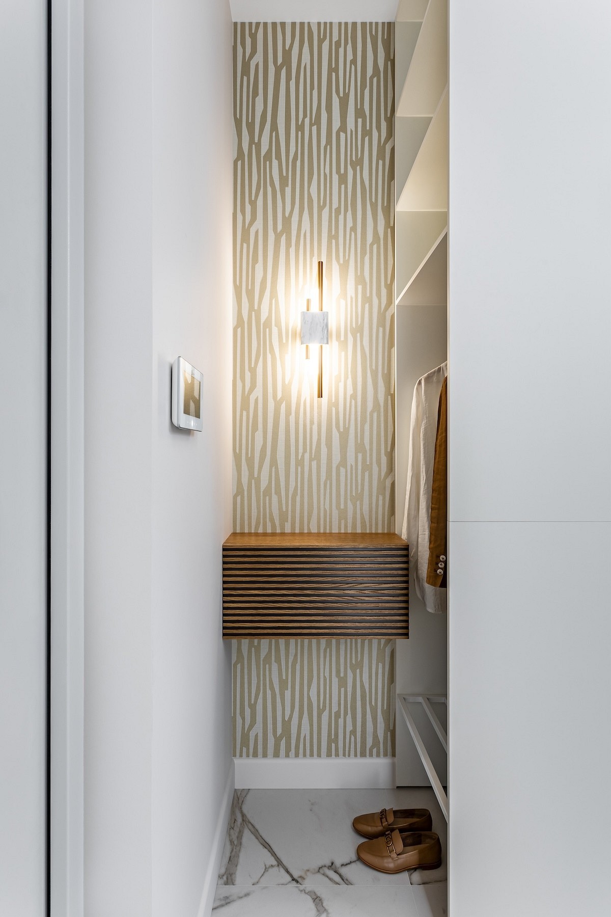 Из бетонных стен — в стильный уютный интерьер для двоих: квартира 50 кв. м21