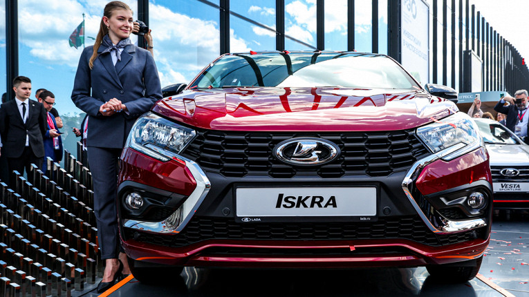 Lada Iskra: как выглядит самая ожидаемая автоновинка 2024 года1