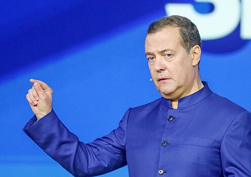 Медведев обратился к БРИКС с одной просьбой