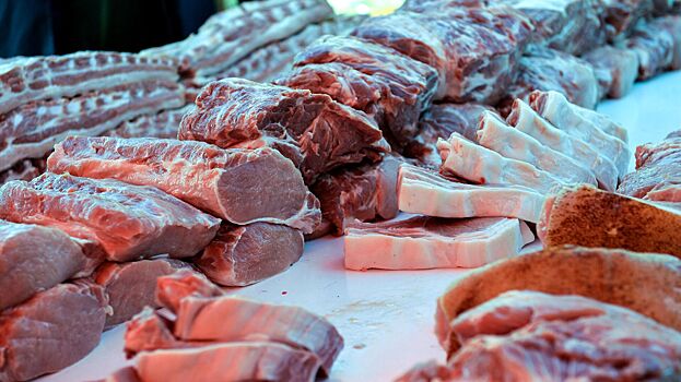 Минсельхоз призвал не допускать резких скачков цен на мясо