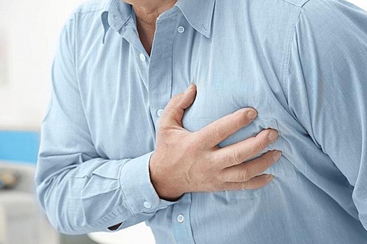 Как связана летняя жара и болезни сердца рассказал врач