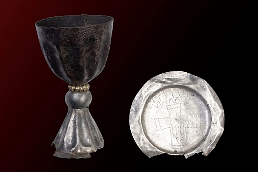 Необычный серебряный набор нашли в средневековой могиле