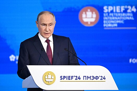 Путин заявил, что 140 млн туристов должны путешествовать по России ежегодно