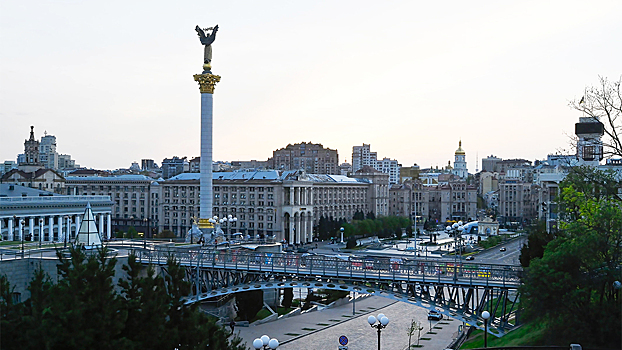 СБУ проводят обыски в правительственном квартале Киева